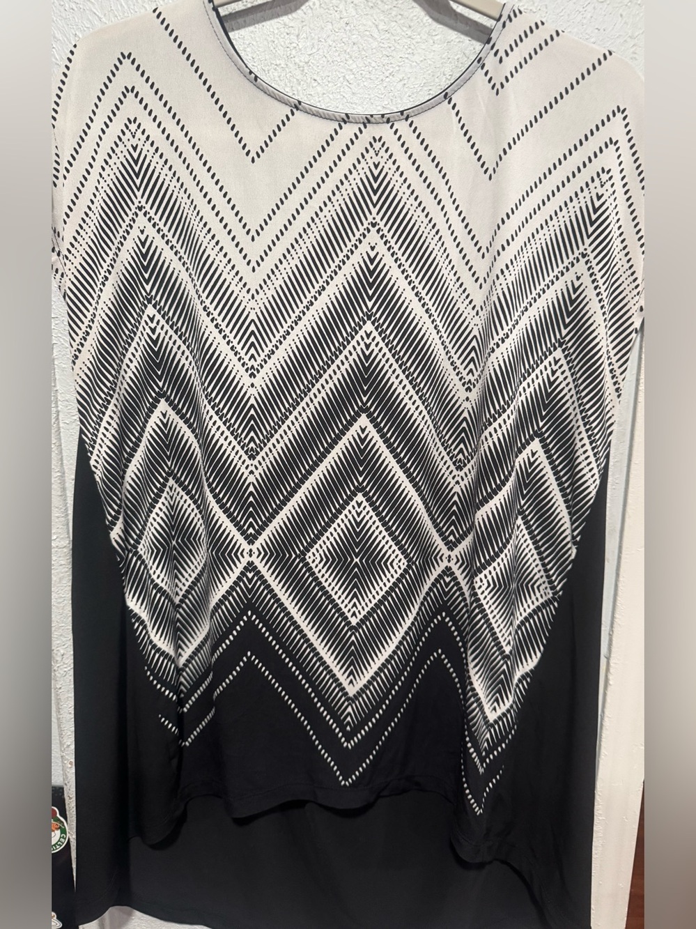 Chico's Black and White Chevron Short Sleeve Tunic Top Black & White Large